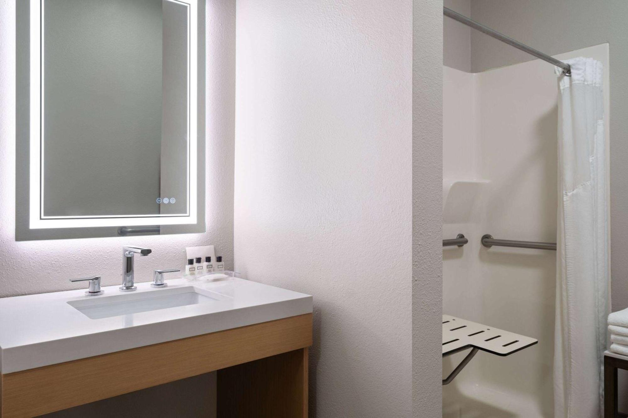 Wyndham Garden Otsego-Minneapolis Екстер'єр фото